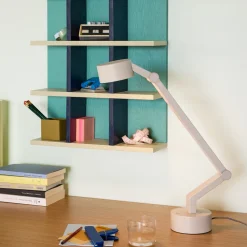 Verve Skrivbordslampa Ljusgrå